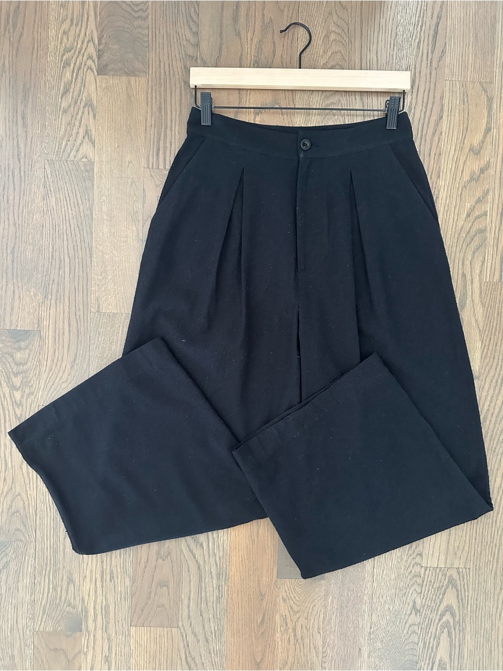 Jenni Kayne Raw Silk High Waisted Pleated Relaxed Fit Trouser Pants Black 6